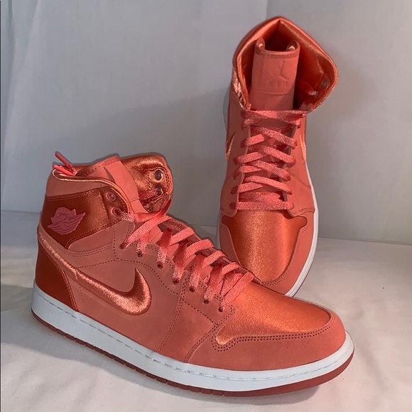 Nike Shoes | Wmns Air Jordan 1 Ret High Soh Sun Blush Size 12 | Poshmark